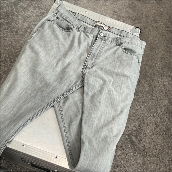 Levi's Light Gray Relaxed Jeans